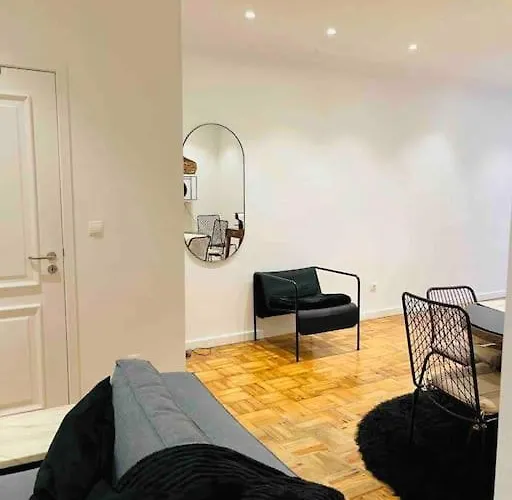 Apartamento Moderno Com Jardim Av. Da Liberdade